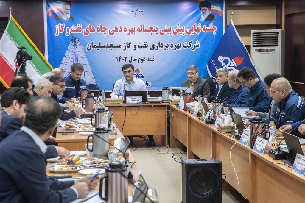 شاخص عملکرد مدیریتها مسئله تولید نفت است شاخص عملکرد مدیریتها مسئله تولید نفت است