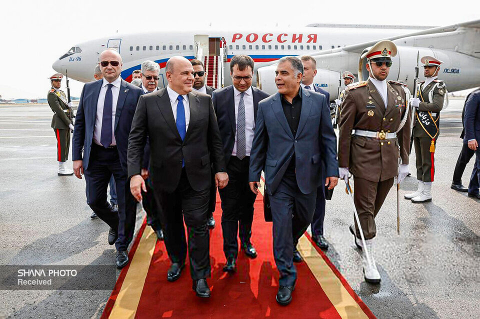 Paknejad Welcomes Russian Prime Minister Upon Arrival