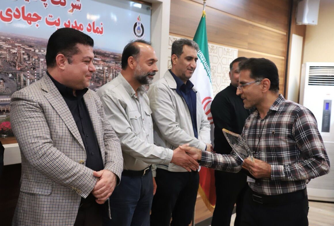 تولید مستمر با استفاده از توانمندی سرمایه انسانی متخصص امکانپذیر است تولید مستمر با استفاده از توانمندی سرمایه انسانی متخصص امکانپذیر است