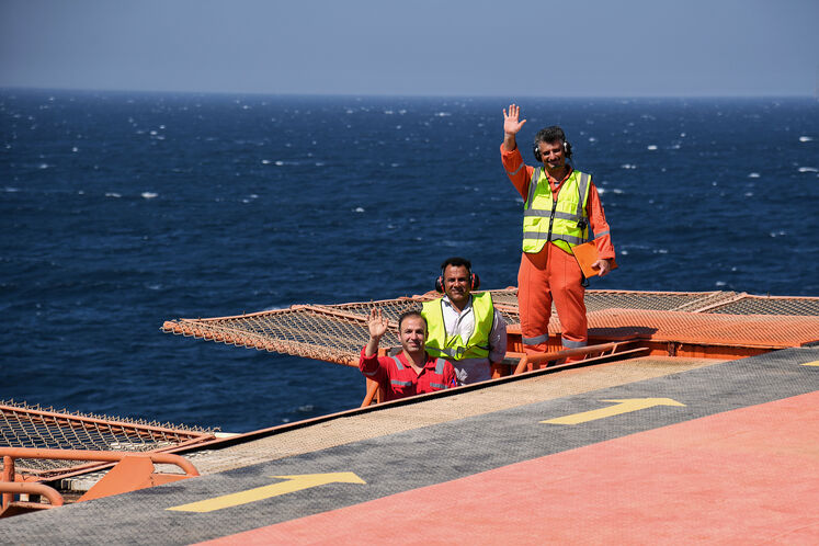 بازدید محسن پاکنژاد، وزیر نفت از سکوی A فاز ۱۸ و سکوی فاز پنجم میدان مشترک پارس جنوبی