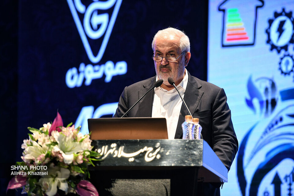 نصب ۵۰ هزارمگاوات انرژی تجدیدپذیر تا ۵ سال آینده نصب ۵۰ هزارمگاوات انرژی تجدیدپذیر تا ۵ سال آینده