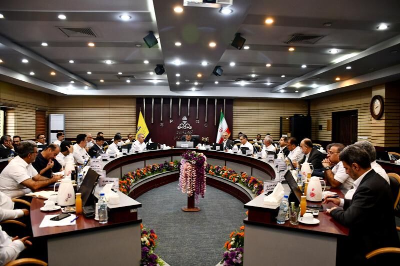 ضرورت توجه به نیروی انسانی کارآمد و نوآور در پالایشگاههای پارس جنوبی/ برای تولید پایدار گاز آمادهایم