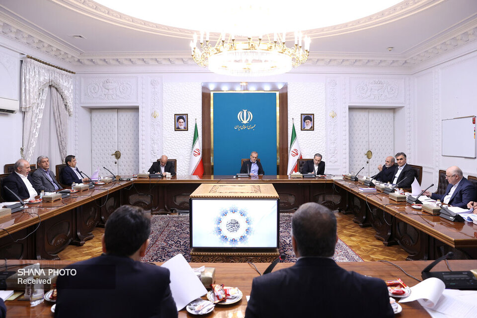 نشست بررسی همکاریهای ایران با کشورهای عضو بریکس برگزار شد نشست بررسی همکاریهای ایران با کشورهای عضو بریکس برگزار شد