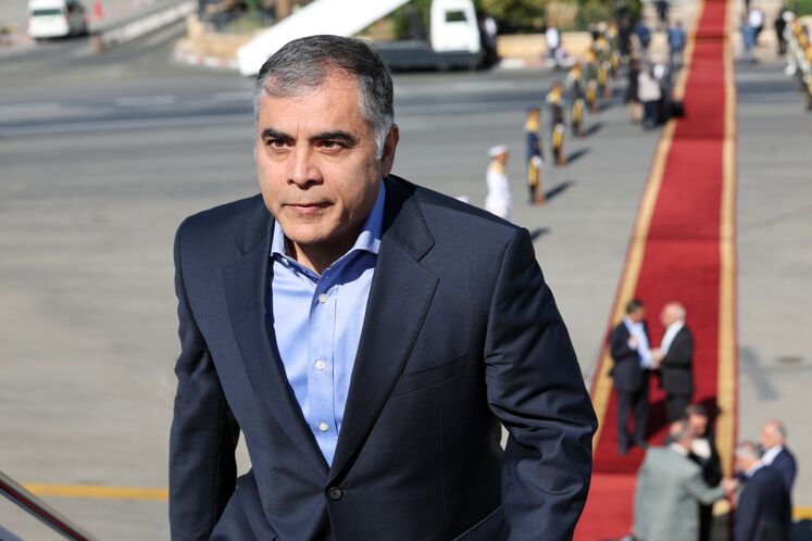 Minister Paknejad heads to India for BRICS energy meeting