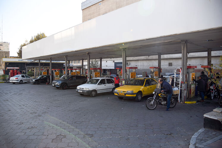 روند عادی عرضه بنزین در جایگاههای عرضه سوخت