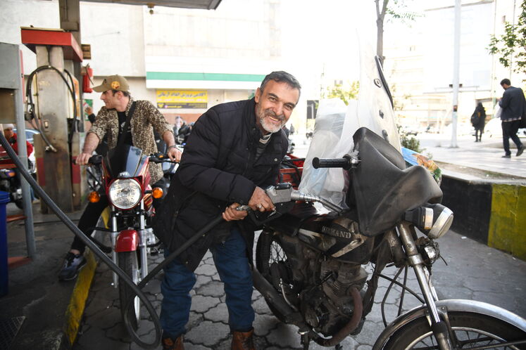 روند عادی عرضه بنزین در جایگاههای عرضه سوخت