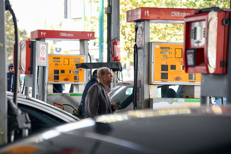 روند عادی عرضه بنزین در جایگاههای عرضه سوخت