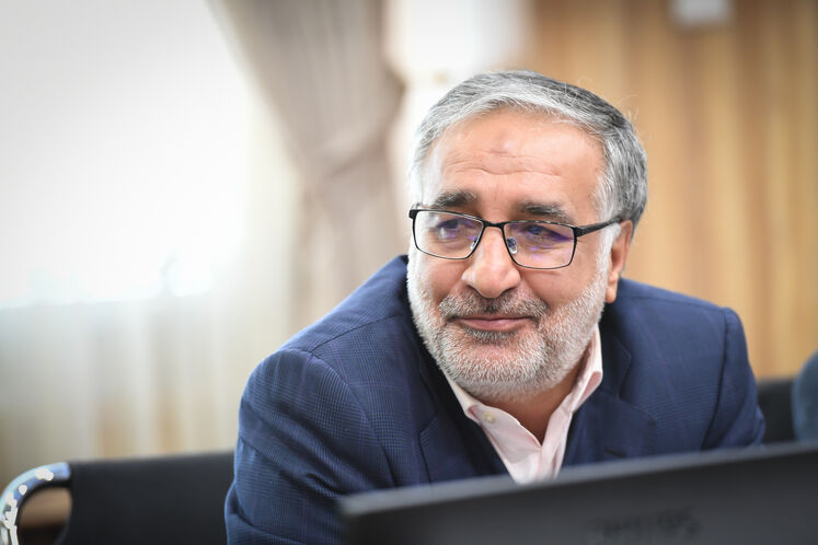 عباس اسدروز، مدیرعامل شرکت پایانههای نفتی ایران