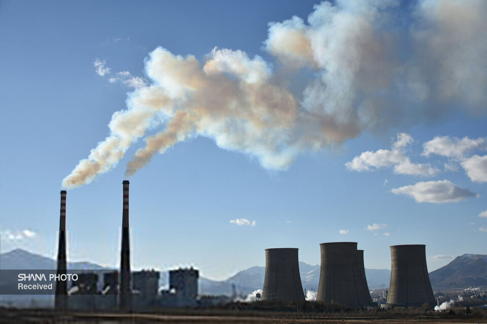 ذخایر گازوئیل و نفتکوره نیروگاهها در ۶ ماه نخست سال ۱۴۰۳ کاهش یافت ذخایر گازوئیل و نفتکوره نیروگاهها در ۶ ماه نخست سال ۱۴۰۳ کاهش یافت