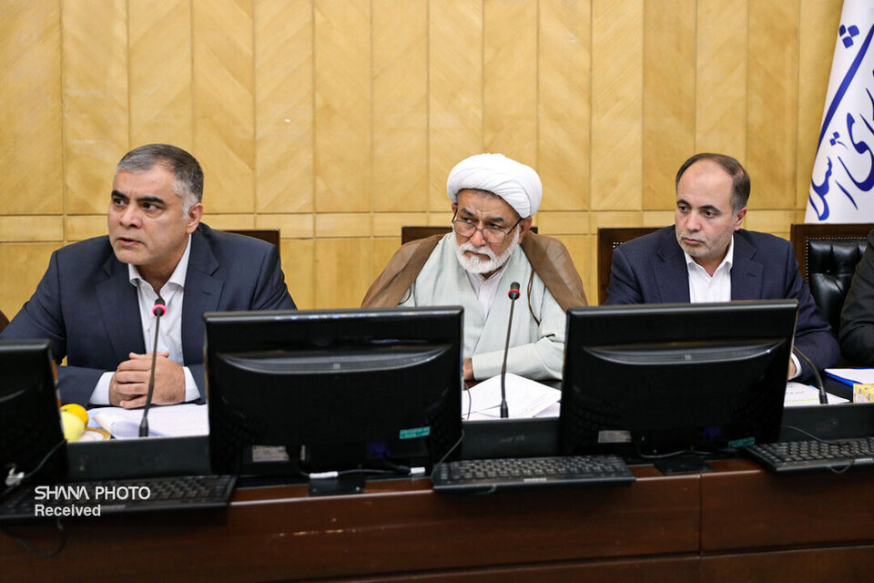 وضع تأمین سوخت زمستانی در کمیسیون انرژی مجلس بررسی شد وضع تأمین سوخت زمستانی در کمیسیون انرژی مجلس بررسی شد