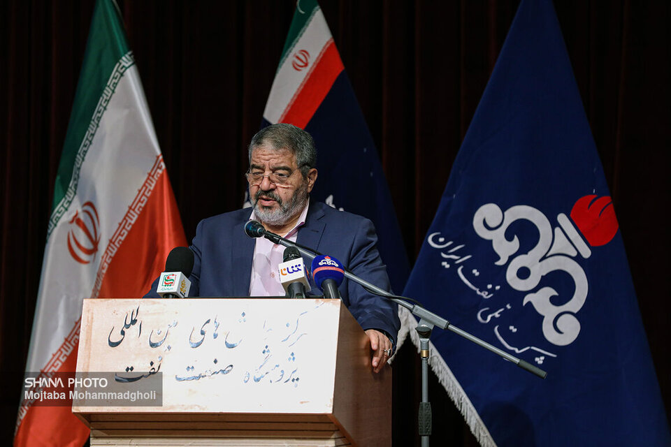 راهبردهای جامع پدافند غیرعامل برای کاهش آسیبپذیری در زیرساختهای حیاتی انرژی راهبردهای جامع پدافند غیرعامل برای کاهش آسیبپذیری در زیرساختهای حیاتی انرژی