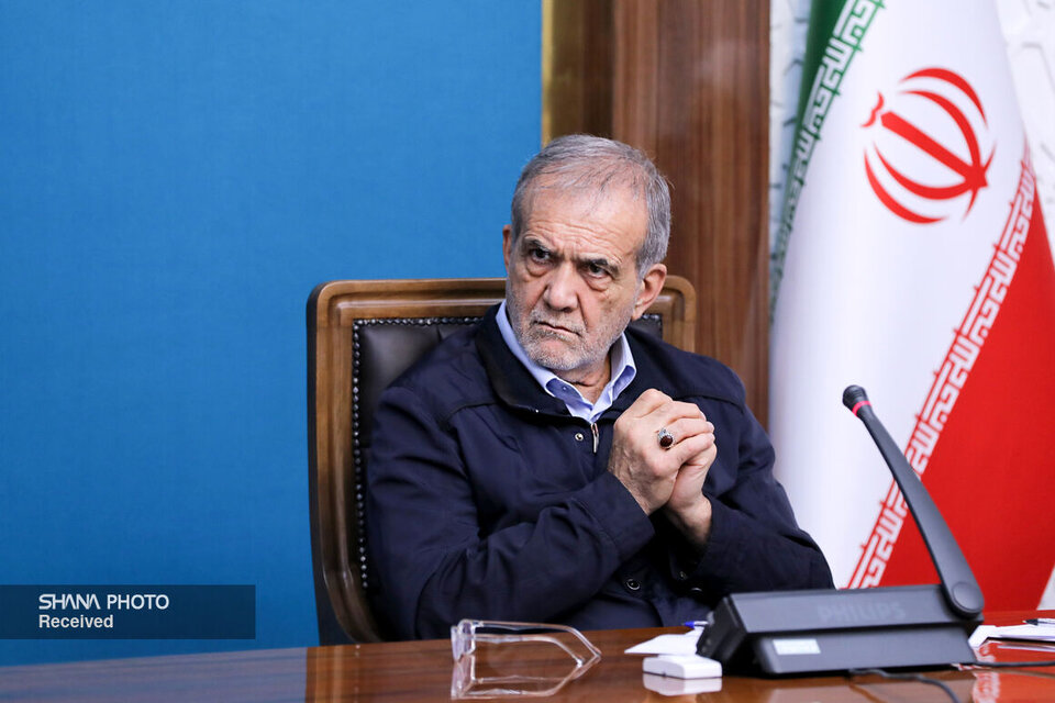 نشست رئیسجمهوری با وزیران برای تسهیل روند خدمترسانی نشست رئیسجمهوری با وزیران برای تسهیل روند خدمترسانی