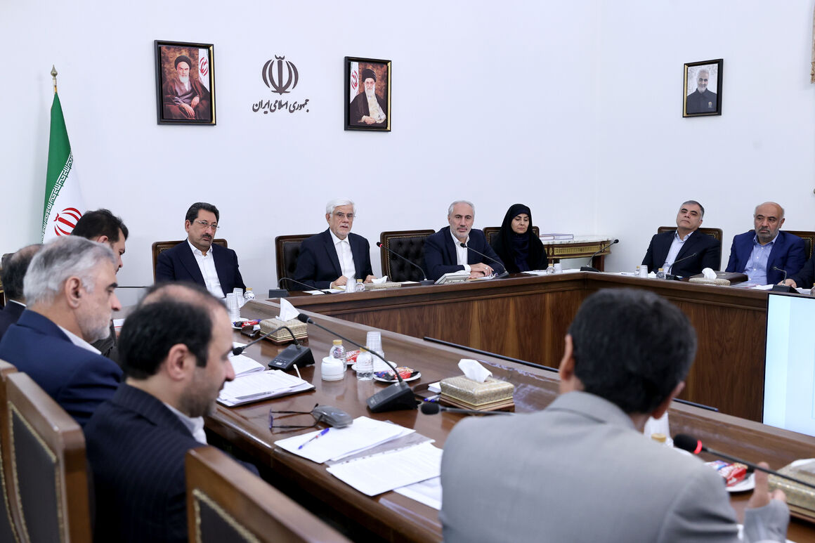 Economic Council Approves Urgent Oil Production Plan Economic Council Approves Urgent Oil Production Plan