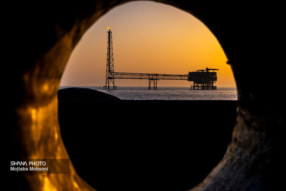 ۴۶ سال صنعت نفت از نگاه مدیران؛ دستاوردها، چالشها/۱ ۴۶ سال صنعت نفت از نگاه مدیران؛ دستاوردها، چالشها/۱