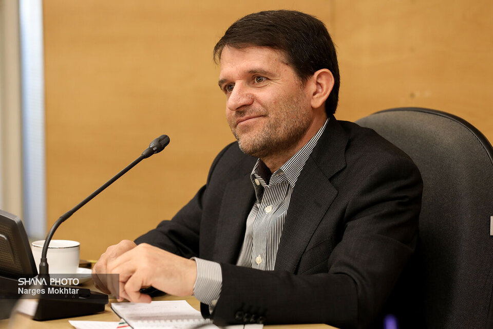 توسعه متوازن پتروشیمی با تحقق اهداف برنامه هفتم توسعه متوازن پتروشیمی با تحقق اهداف برنامه هفتم