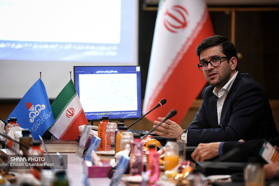 افزایش ۹ درصدی مصرف انواع فرآورده در ۷ ماهه امسال افزایش ۹ درصدی مصرف انواع فرآورده در ۷ ماهه امسال