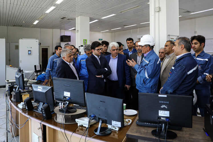 بازدید محمدصادق عظیمیفر، مدیرعامل شرکت ملی پالایش و پخش فرآوردههای نفتی از تاسیسات نفتی منطقه فارس