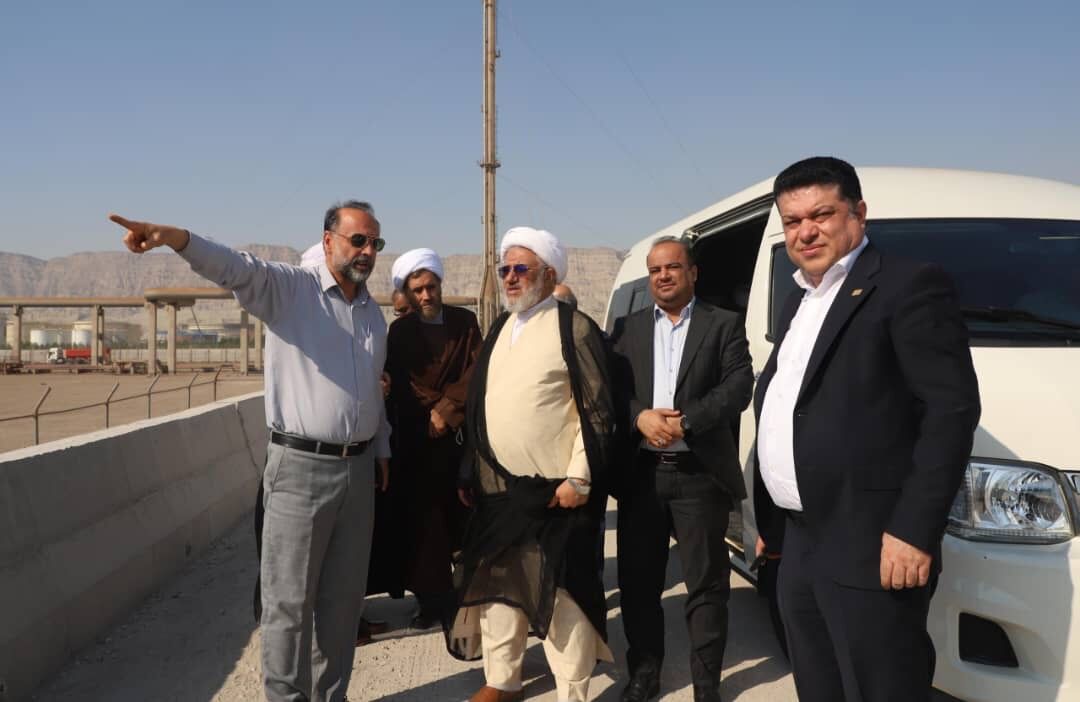 کارکنان پرتلاش صنعت پالایش مجاهدان عرصه اقتصاد کشور هستند کارکنان پرتلاش صنعت پالایش مجاهدان عرصه اقتصاد کشور هستند