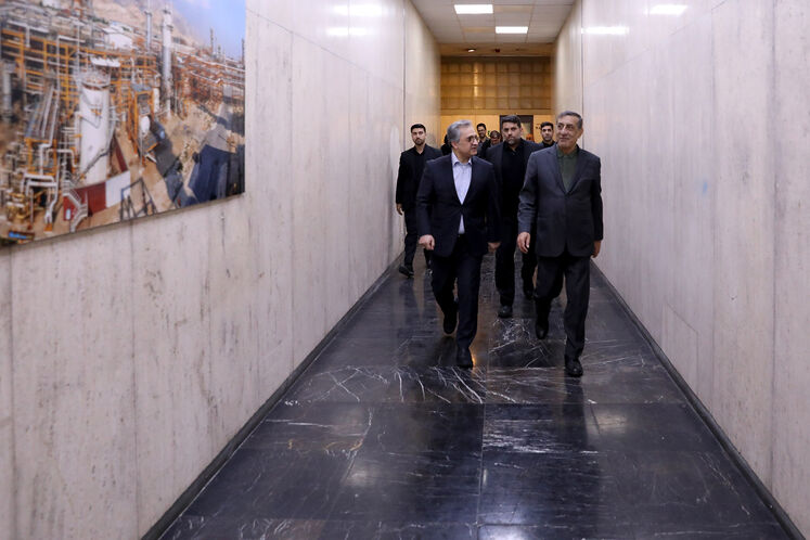 محمدجعفر قائمپناه، معاون اجرایی رئیسجمهوری و کسری نوری، مشاور وزیر و مدیرکل دفتر وزارتی