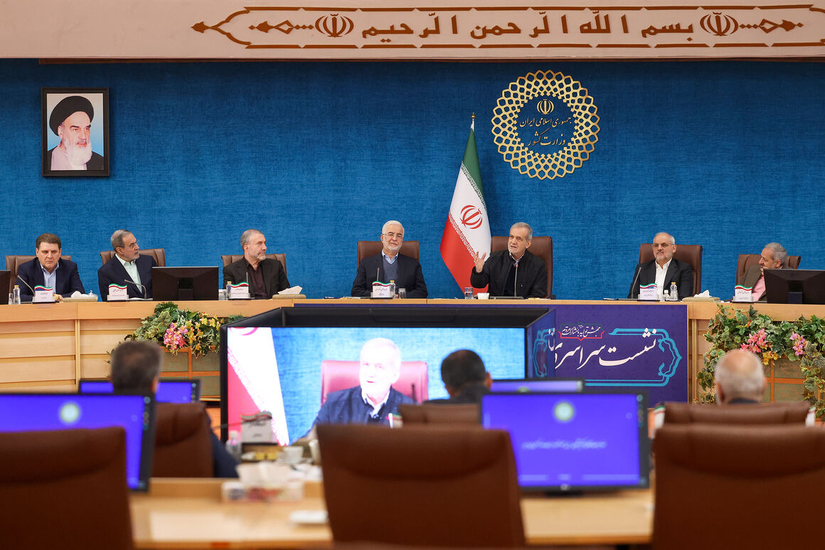 Pezeshkian calls for reforming energy consumption to become shared responsibility Pezeshkian calls for reforming energy consumption to become shared responsibility