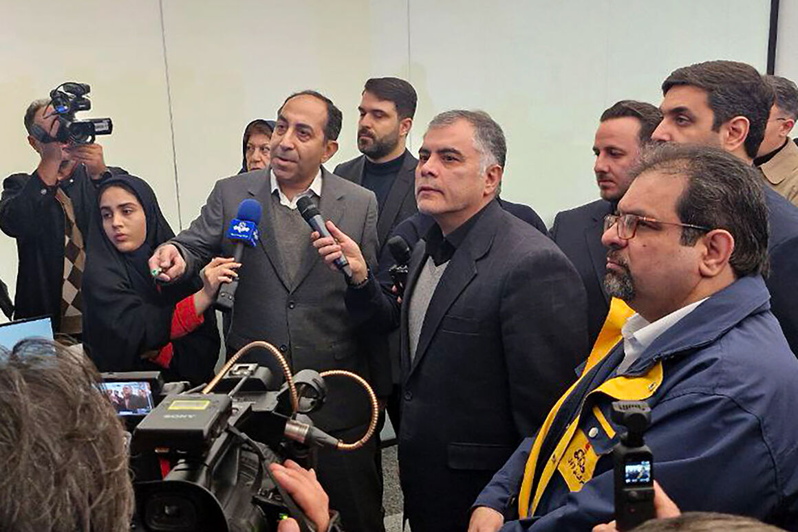 Oil minister visits National Gas Dispatch Center as cold weather approaches