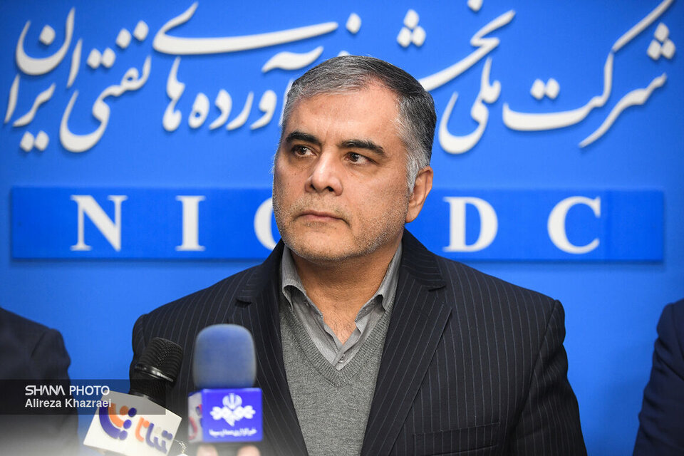 عملکرد قابل دفاع کارکنان پالایش و پخش/ افزایش ۵۰ درصدی تحویل سوخت مایع به نیروگاهها عملکرد قابل دفاع کارکنان پالایش و پخش/ افزایش ۵۰ درصدی تحویل سوخت مایع به نیروگاهها