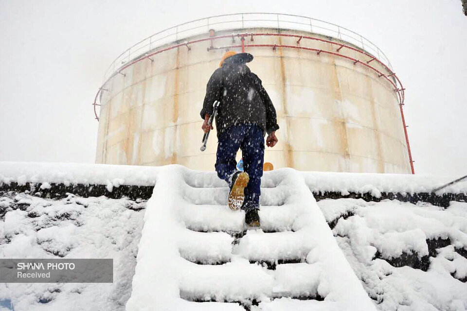 وزارت نفت دولت چهاردهم در زمینه تولید نفتگاز و تحویل آن به نیروگاهها چه عملکردی داشته است؟ وزارت نفت دولت چهاردهم در زمینه تولید نفتگاز و تحویل آن به نیروگاهها چه عملکردی داشته است؟