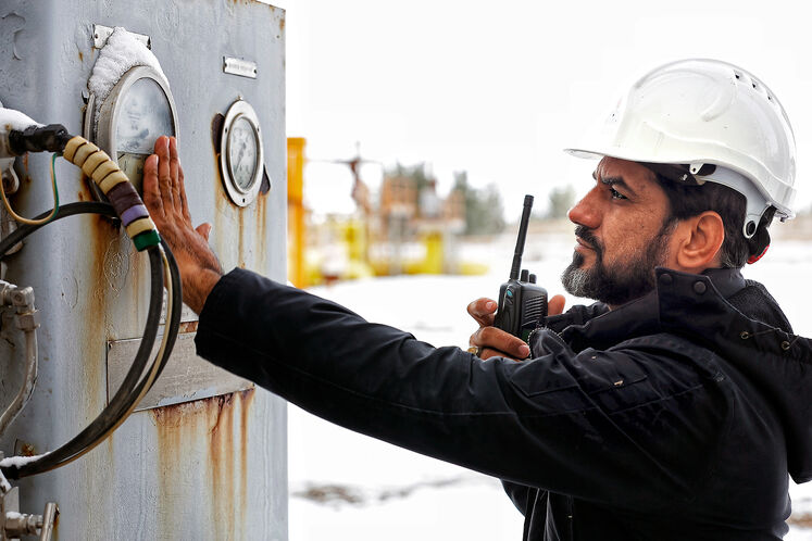 Untiring efforts of Shahid Hasheminejad Refinery staff