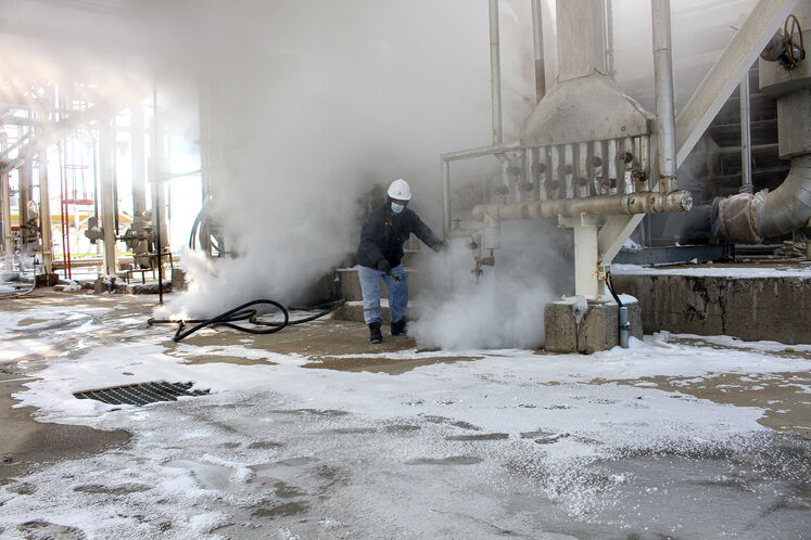 Untiring efforts of Shahid Hasheminejad Refinery staff