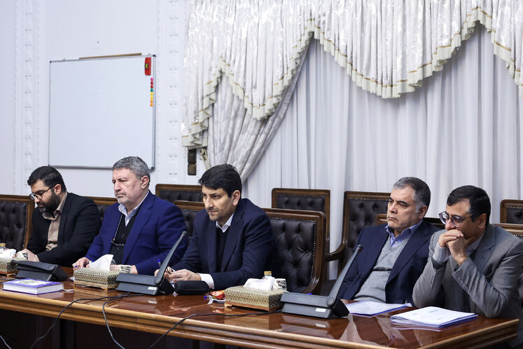 Heads of branches of gov’t discuss energy imbalances