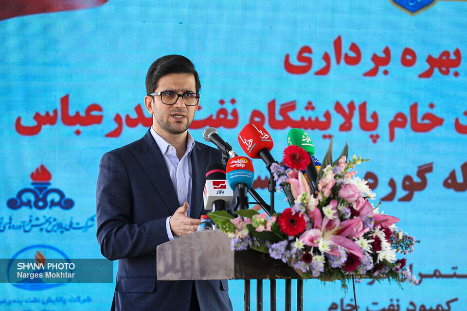 خطوط انتقال فرآوردههای نفتی تا پایان سال به ۱۵ هزار کیلومتر میرسد/ افزایش ۱۰۰۰ کیلومتری خطوط انتقال فرآوردههای نفتی تا پایان سال به ۱۵ هزار کیلومتر میرسد/ افزایش ۱۰۰۰ کیلومتری