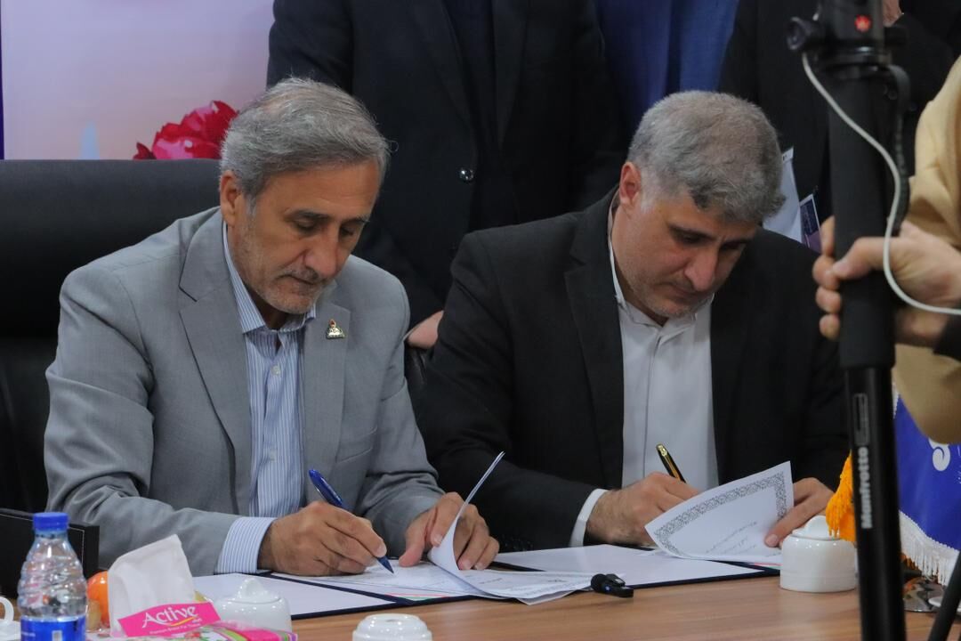 امضای تفاهمنامه میان پارک علم و فناوری و شرکت نفت و گاز گچساران امضای تفاهمنامه میان پارک علم و فناوری و شرکت نفت و گاز گچساران