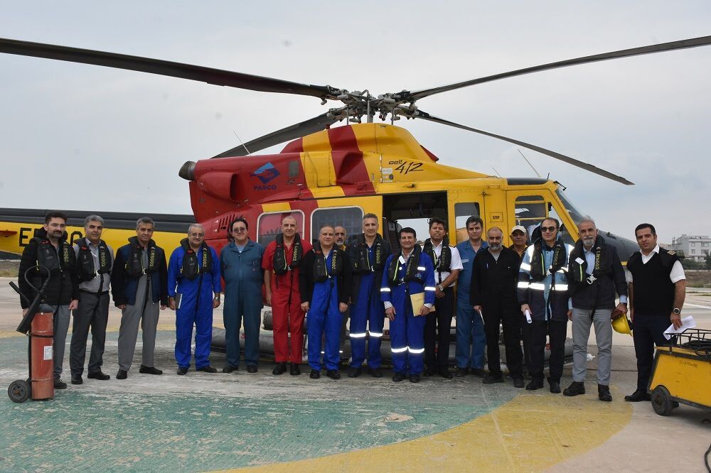 بازدید مدیرعامل نفت فلات قاره از منطقه عملیاتی خارک بازدید مدیرعامل نفت فلات قاره از منطقه عملیاتی خارک