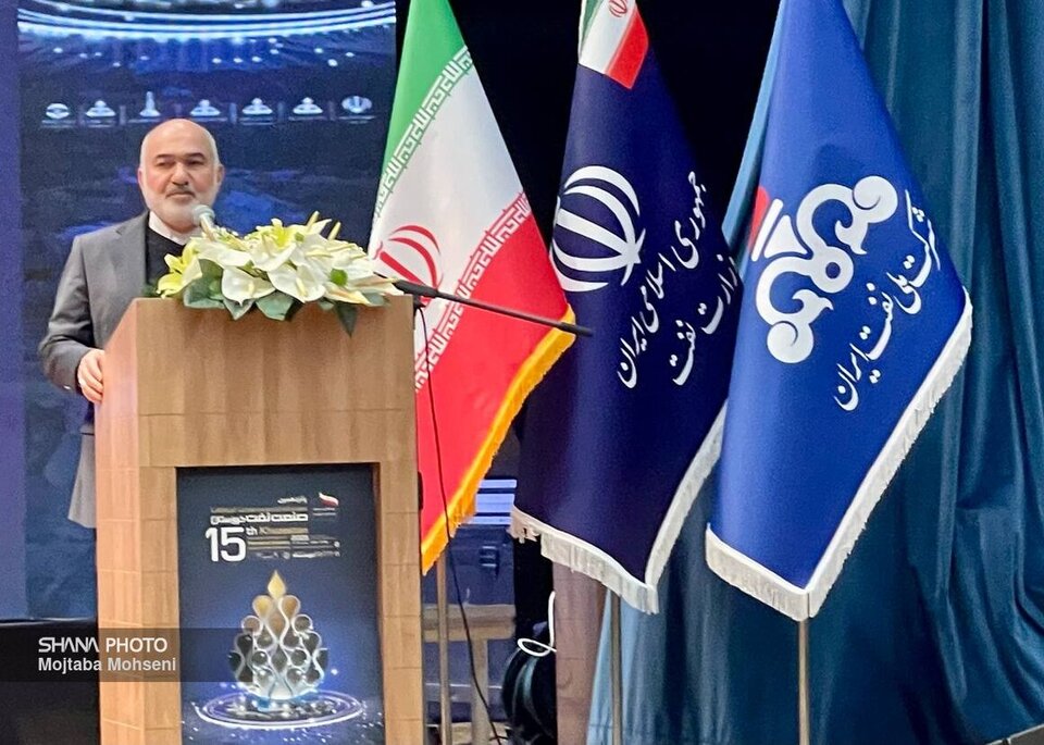 توجه به منافع محلی در پروژههای مسئولیت اجتماعی صنعت نفت توجه به منافع محلی در پروژههای مسئولیت اجتماعی صنعت نفت