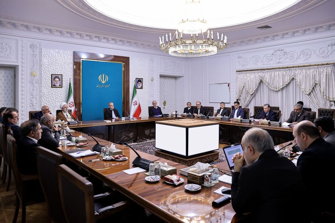 بررسی نقش صندوق توسعه ملی برای رفع ناترازی انرژی بررسی نقش صندوق توسعه ملی برای رفع ناترازی انرژی
