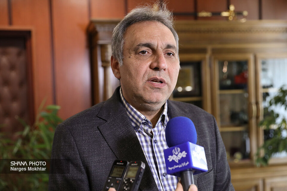 راهبرد پالایش و پخش؛ استفاده از ظرفیتهای بیرونی راهبرد پالایش و پخش؛ استفاده از ظرفیتهای بیرونی