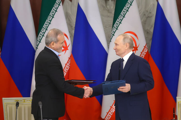 اتحاد اقتصادی در برابر تحریم، فرصت تاریخی ایران و روسیه