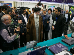 Leader adores private sector as vital for Iran’s progress