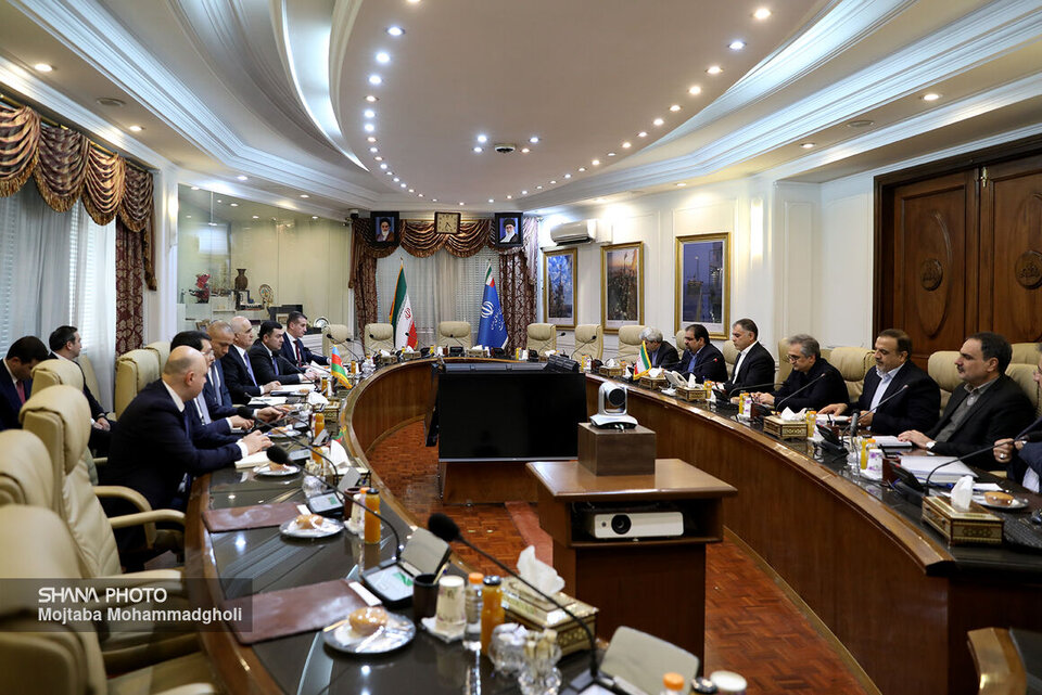 تداوم همکاری تهران و باکو در بخش نفت و گاز تداوم همکاری تهران و باکو در بخش نفت و گاز