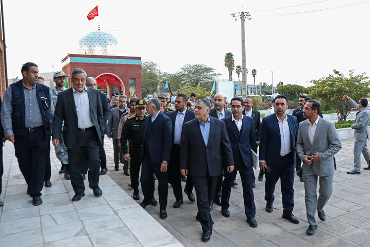 نشست شورای اداری شهرستان بندر ماهشهر با حضور محسن پاک‌نژاد، وزیر نفت