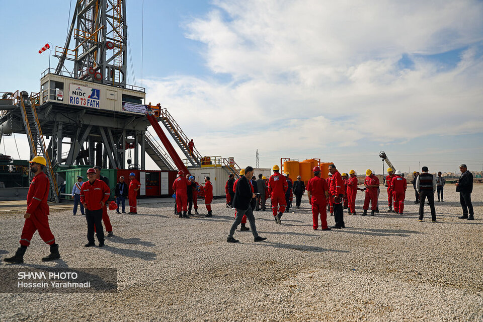 Domestically-built drilling rig commissioned with oil minister in attendance