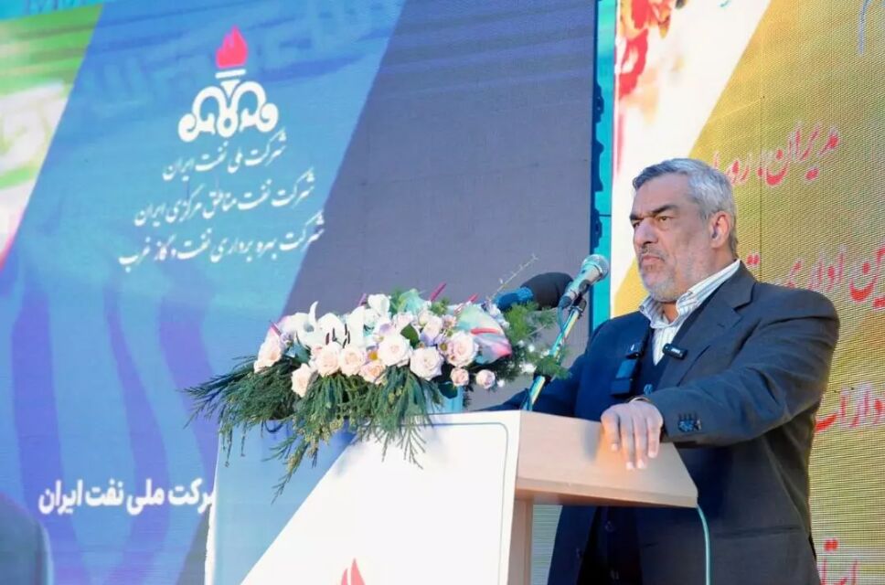 افزایش ۱۰ هزار بشکهای تولید نفت با توسعه ۳ میدان نفتی در غرب کشور افزایش ۱۰ هزار بشکهای تولید نفت با توسعه ۳ میدان نفتی در غرب کشور