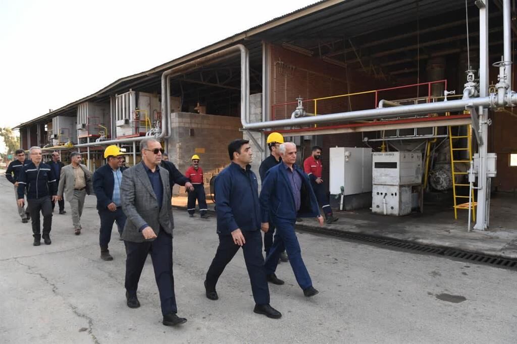 بازدید مدیرعامل مناطق نفتخیز جنوب از تأسیسات مارون بازدید مدیرعامل مناطق نفتخیز جنوب از تأسیسات مارون