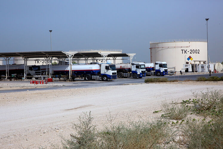 بارگیری نخستین محموله صادراتی فرآوردههای نفتی از اسکله فراسکو عسلویه