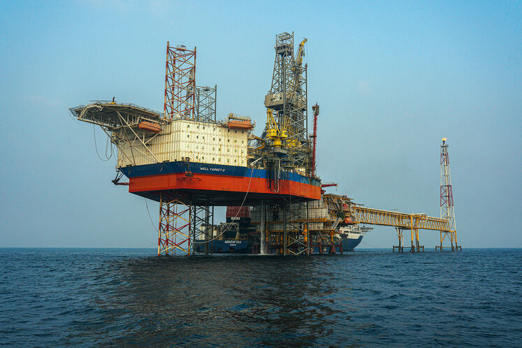 سکوی B طرح توسعه فاز ۱۱ میدان گازی پارس جنوبی