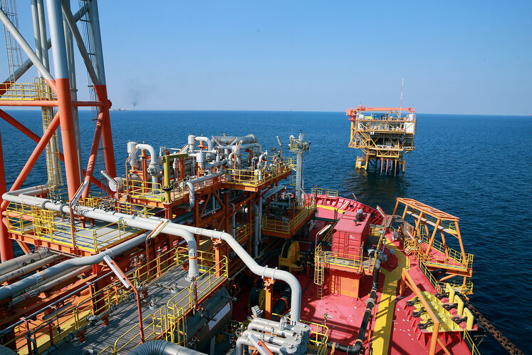 شناور پالایشی افپیاساو