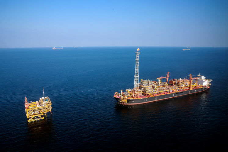 شناور پالایشی افپیاساو