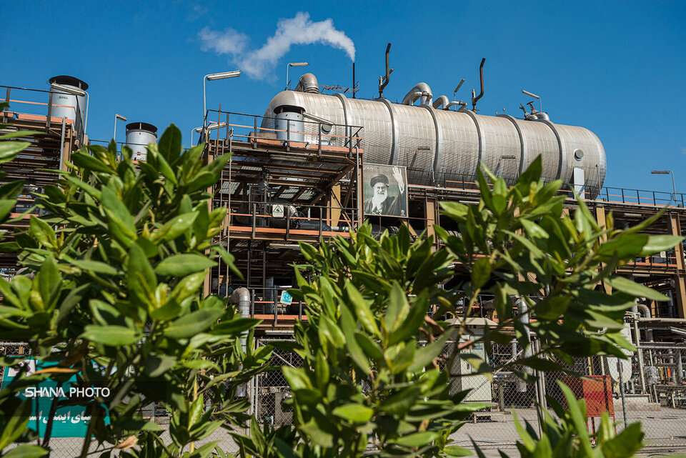 Empowering human resources, foundation of oil industry development Empowering human resources, foundation of oil industry development