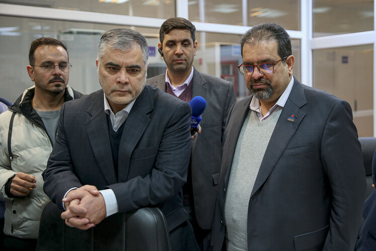 Oil minister visits Parchin Gas Pressure Boosting Station