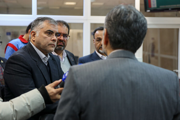 Oil minister visits Parchin Gas Pressure Boosting Station